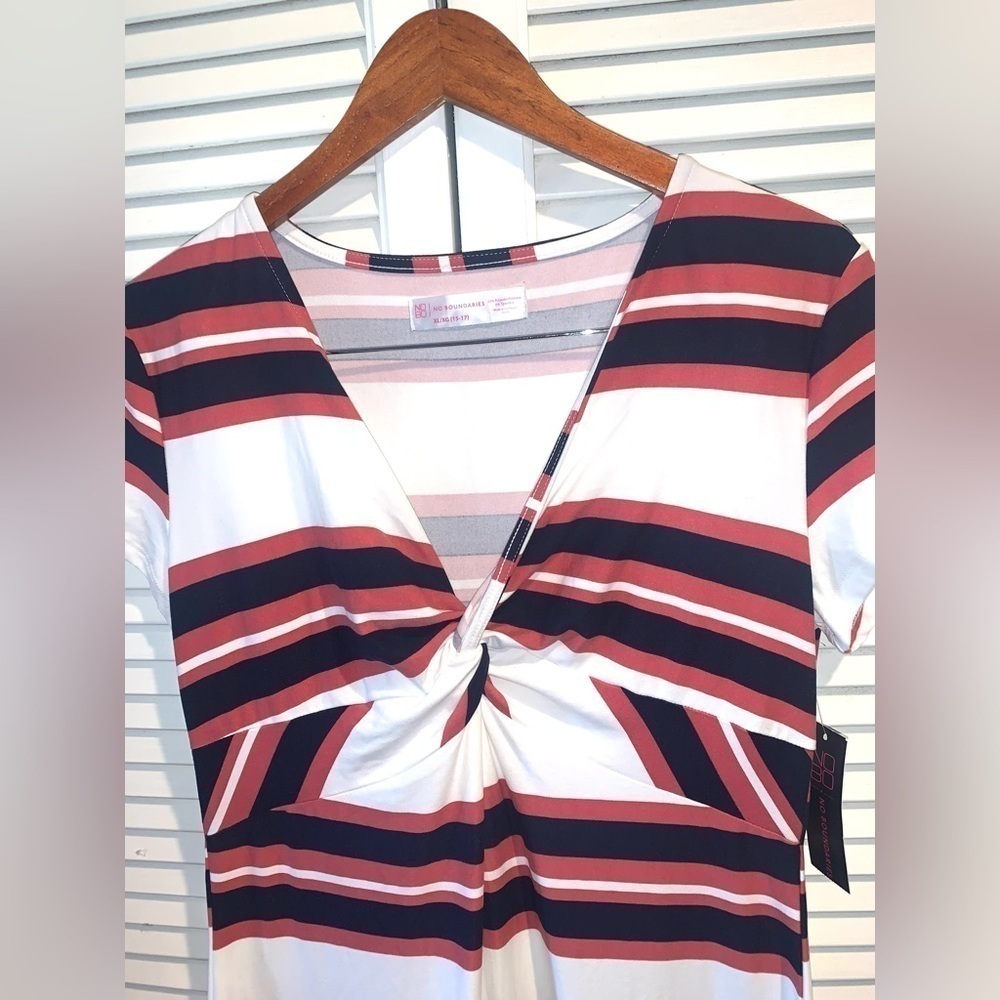 White Short Sleeve Vneck dark pink and black stripes Midi Dress new Size XL - Picture 2 of 5